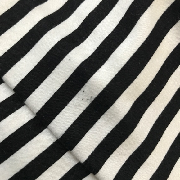 💖 LuLu’s Black and White Striped Midi Skirt - Picture 2 of 3